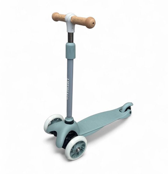 Liefjes & Co Kinderstep – 3-wielen Step - Met Lichtgevende Wielen – 2-6 jaar – Pastelblauw